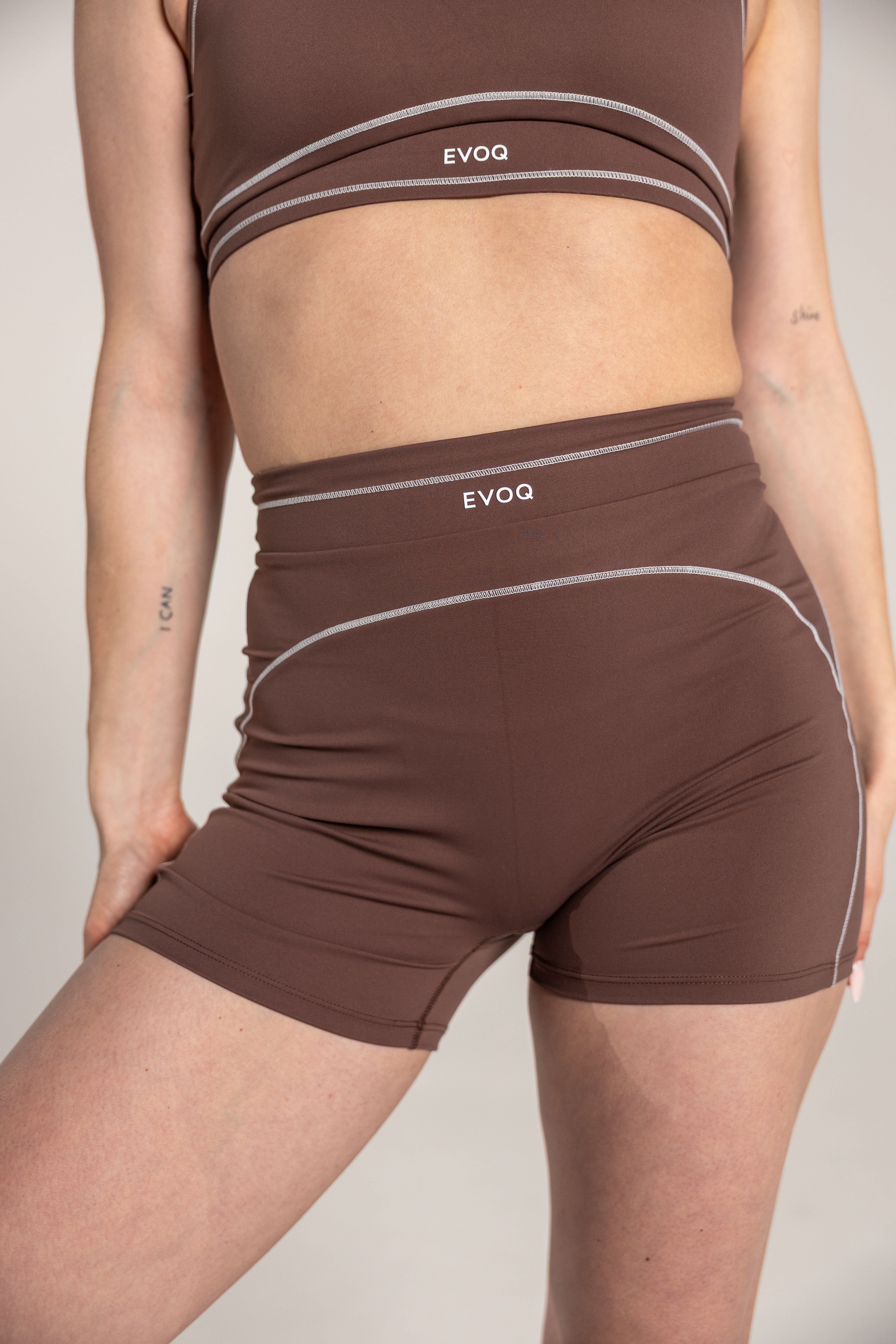 EVOQ SQULPT SHORT BROWN