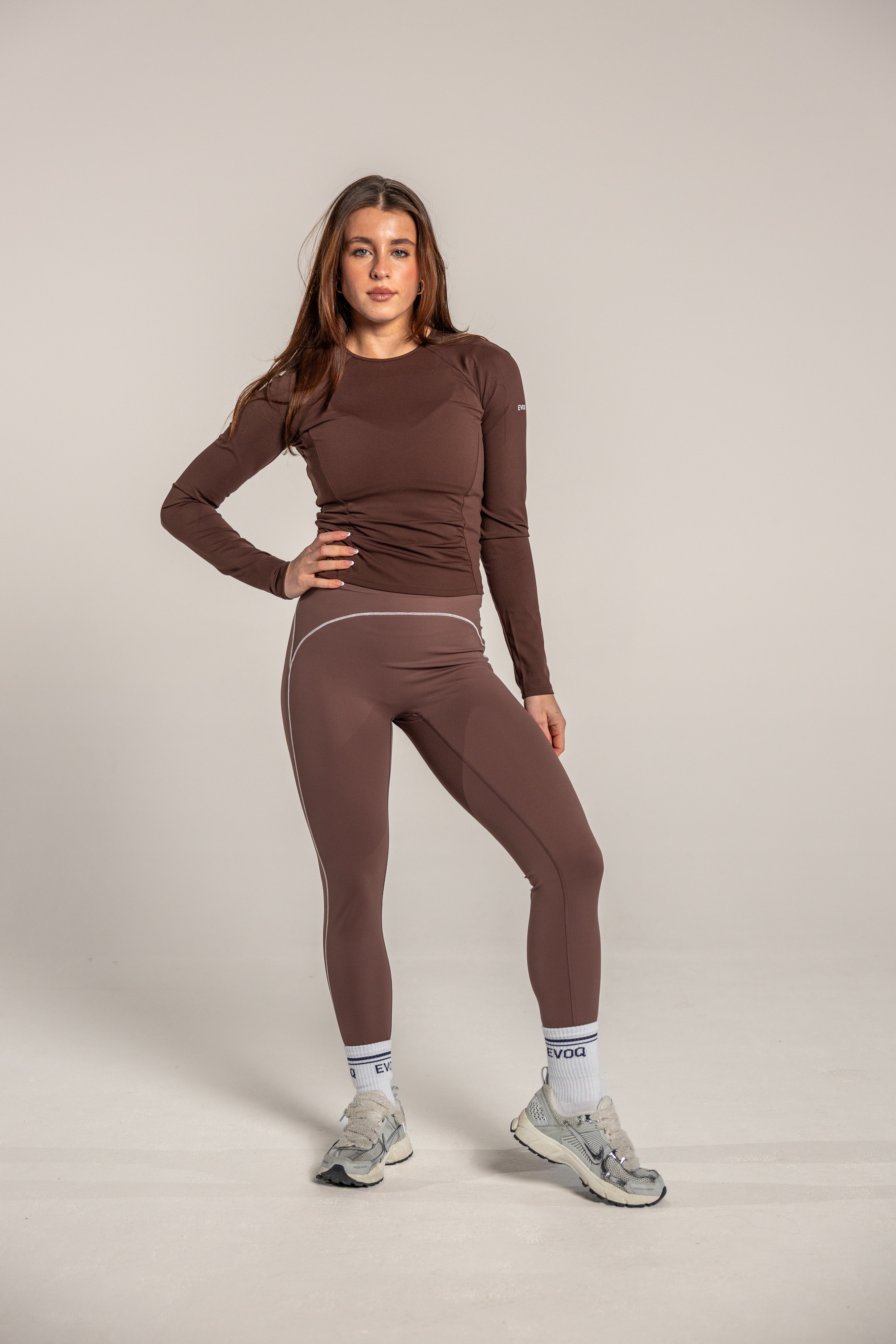 EVOQ SCULPT LONGSLEEVE BROWN