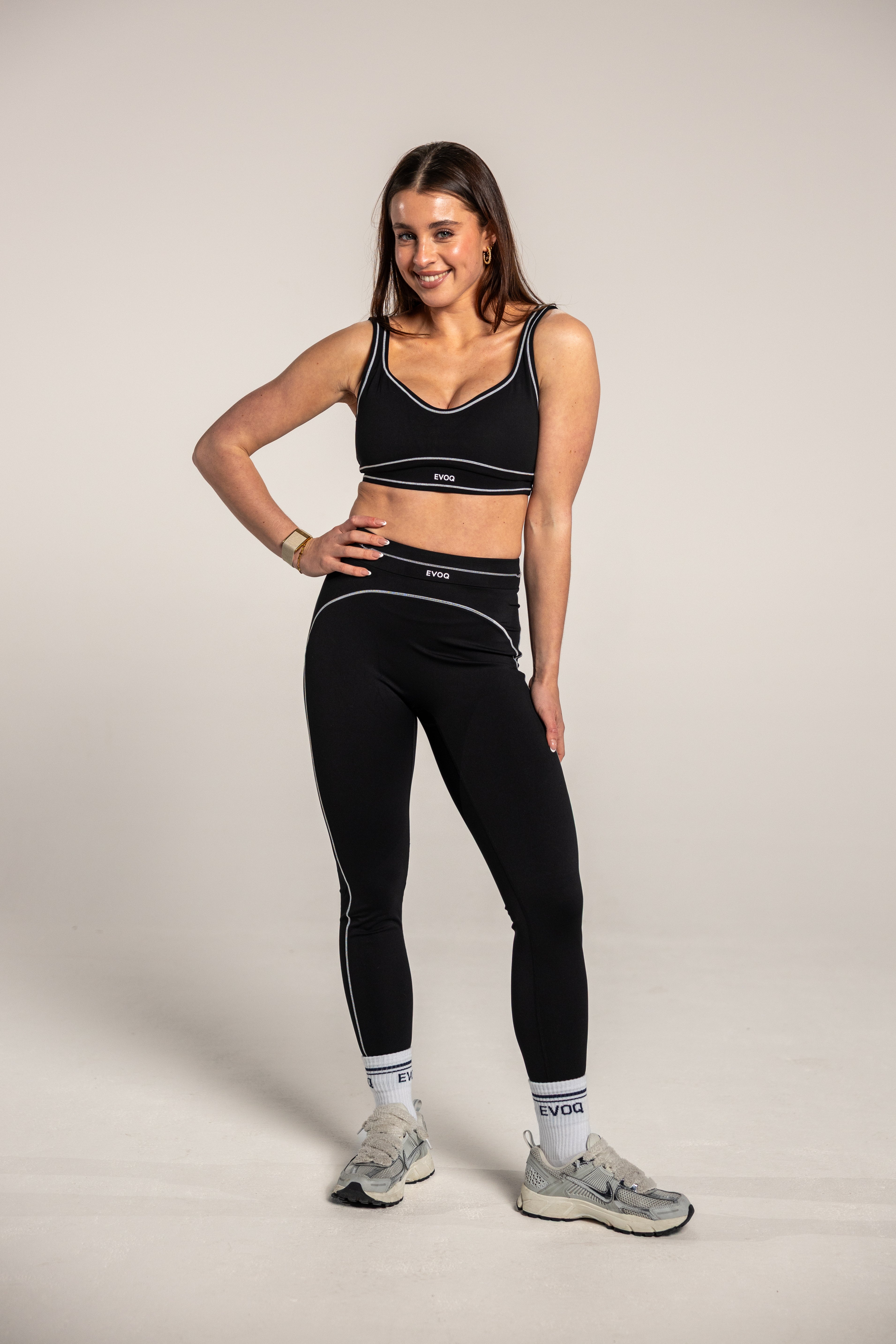 EVOQ SCULPT BRA BLACK